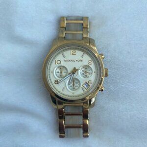 Michael Kors MK5660 Wrist Watch for Women, Stainless steel, Gold color, Analog.